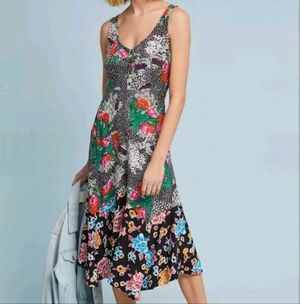 ANTHROPOLOGIE Maeve Nwot Violette Midi V-neck Dress By Maeve Pink Motif Size 0